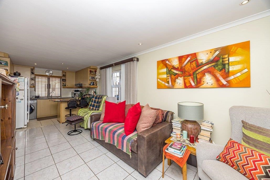 2 Bedroom Property for Sale in Bothasig Western Cape